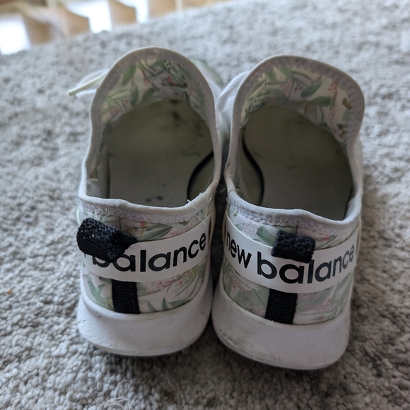 New Balance Floral Pastel Walking Shoes - Picture 3 of 7